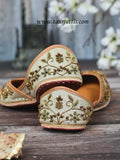 Antique Rosewood Jutti