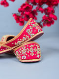 Gulabi Phulkari Jutti
