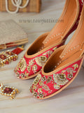 Noor-E-Magenta Jutti