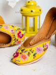 Blossom (Yellow) Jutti
