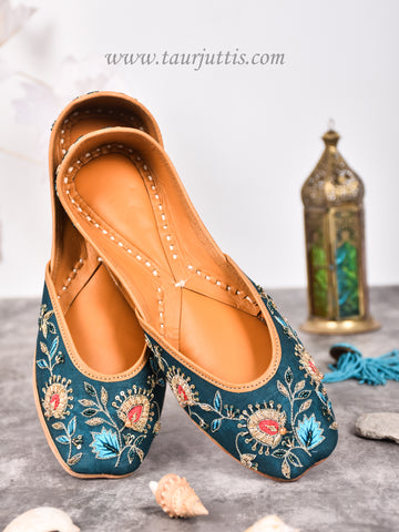 Ethnic Floral (Teal blue) Jutti