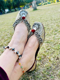 Anklet Zari Jutti