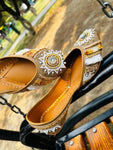 Brown jute Jutti