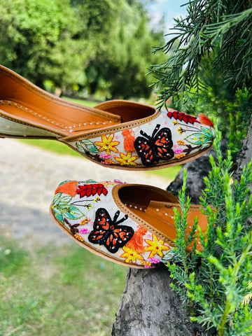 Butterflies Jutti
