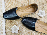 Simple Leather Jutti (Black color)