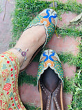 Darbar-E-Mor Jutti
