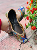 Darbar-E-Mor jutti