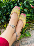 Traditional wear jutti