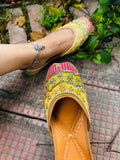 Traditional wear jutti