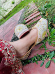 Gold Flower Jutti