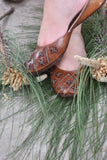 Tan Small Flowers Jutti